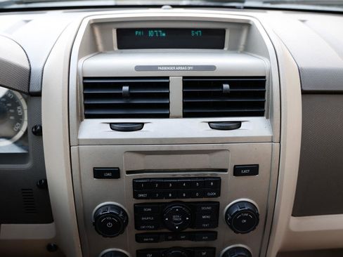 Used 2008 Ford Escape XLT image 30