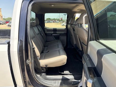 Used 2022 Ford F250 XLT AWD/4WD image 11