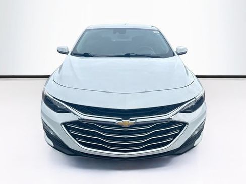 Used 2024 Chevrolet Malibu LT FWD image 2