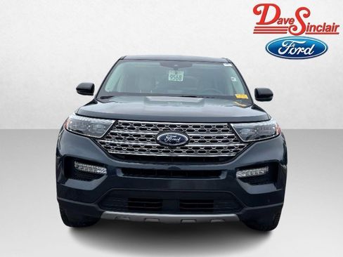 Used 2023 Ford Explorer Limited w/ Limited Technology Package image 2