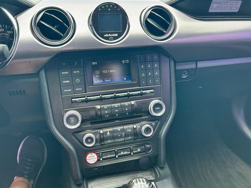 Used 2016 Ford Mustang GT RWD image 4