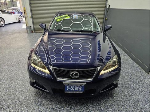 Used 2011 Lexus IS 250C image 8