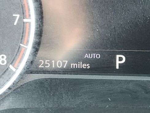 Used 2023 Nissan Rogue SL image 13