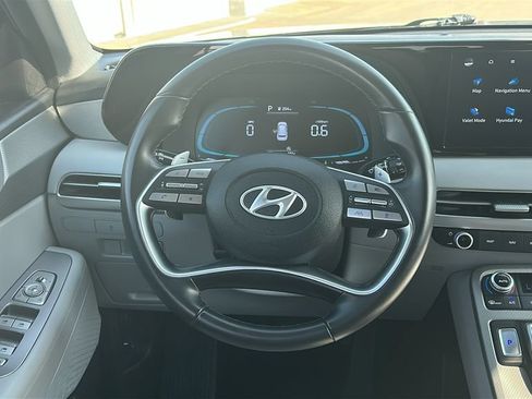 Used 2025 Hyundai Palisade SEL FWD image 22