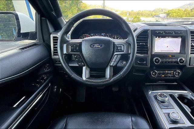 Certified 2019 Ford Expedition XLT w/ Equipment Group 202A AWD/4WD image 5