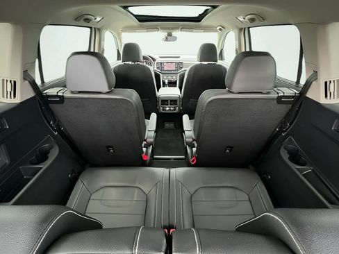 Used 2021 Volkswagen Atlas SEL Premium image 25