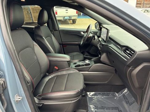 Used 2024 Ford Escape ST-Line w/ Tech Pack #1 image 28