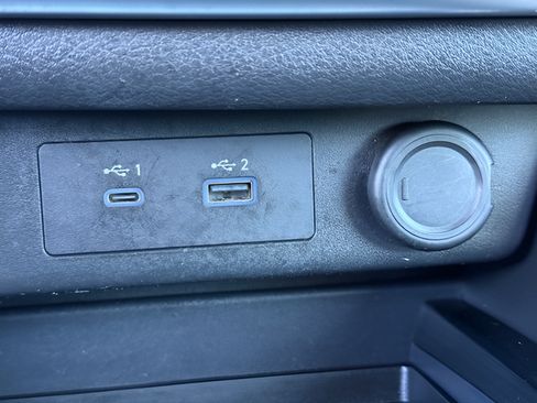 Used 2023 Nissan Rogue SV AWD/4WD image 10