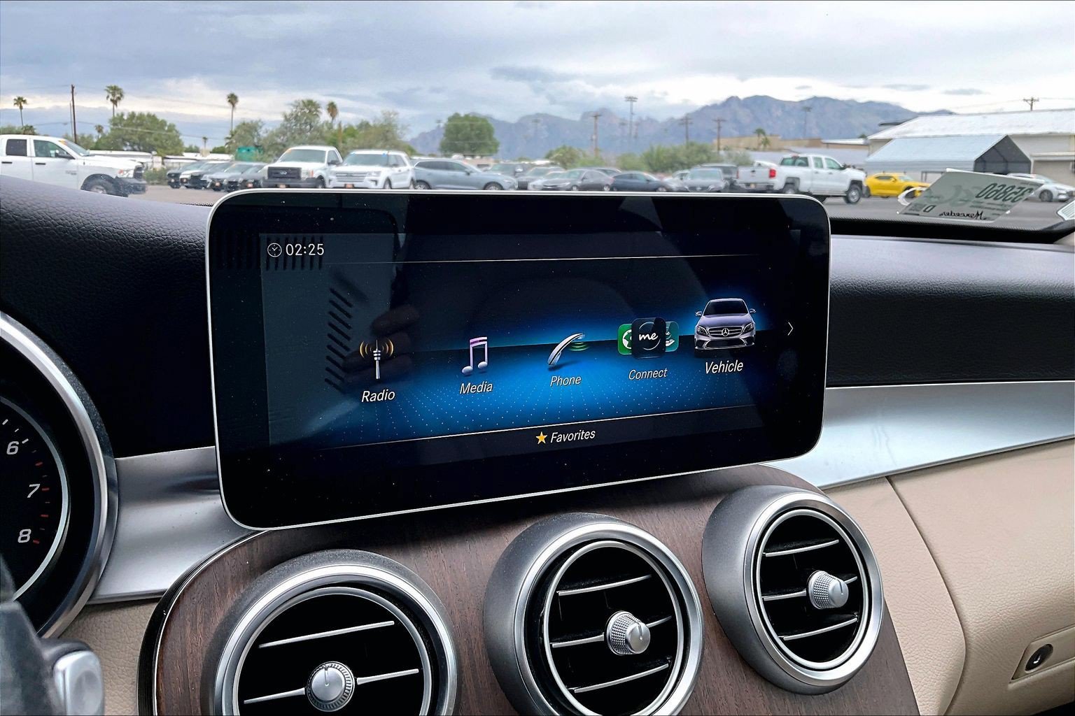 Used 2019 Mercedes-Benz C 300 Sedan image 23