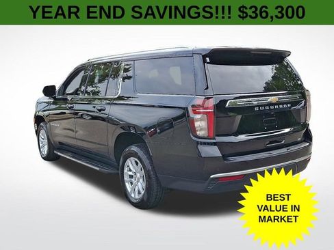 Used 2022 Chevrolet Suburban LT image 5