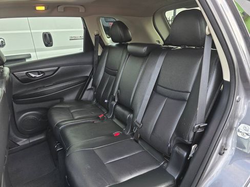 Used 2020 Nissan Rogue SL w/ Premium Package FWD image 13