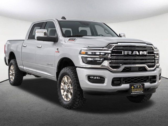 Used 2026 RAM 2500 Laramie AWD/4WD image 2