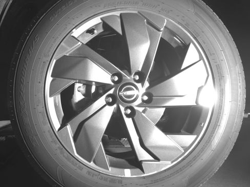 Used 2025 Nissan Rogue SV FWD image 12