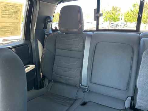 Used 2026 Nissan Frontier PRO-4X AWD/4WD image 11