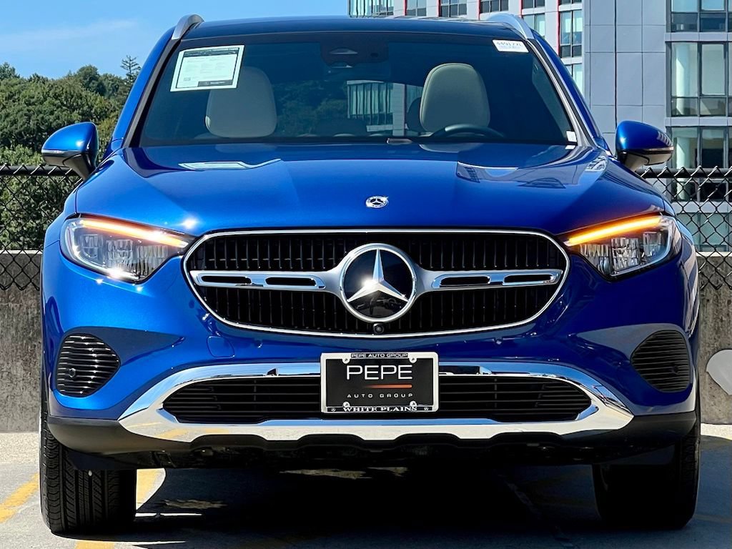 Certified 2026 Mercedes-Benz GLC 300 4MATIC image 3