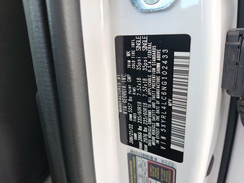 Used 2022 Kia Sorento S FWD image 26
