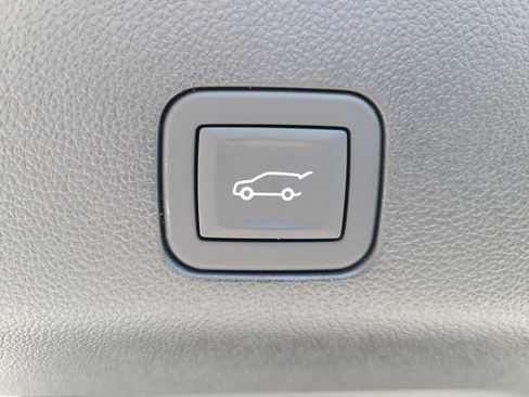 New 2026 Chevrolet Suburban Z71 w/ Comfort Package AWD/4WD image 10