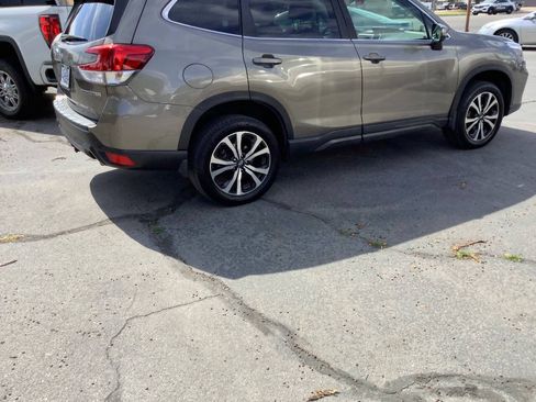 Used 2020 Subaru Forester Limited AWD/4WD image 8