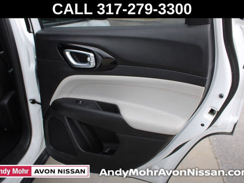 Used 2024 Jeep Compass Limited AWD/4WD image 23