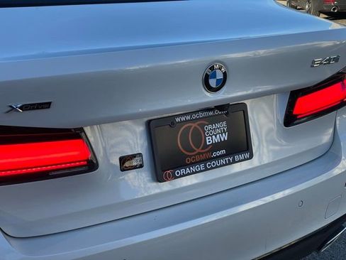 Certified 2023 BMW 540i xDrive w/ Convenience Package image 32