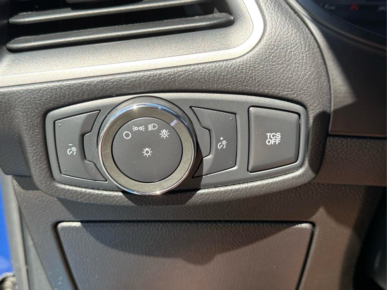 Used 2022 Ford Edge SEL AWD/4WD image 19