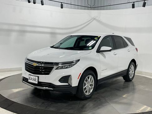 Used 2024 Chevrolet Equinox LT AWD/4WD image 39