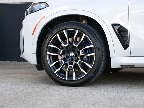 Used 2024 BMW X5 M60i w/ Executive Package image 9