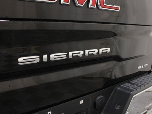 Used 2020 GMC Sierra 1500 SLT AWD/4WD image 26