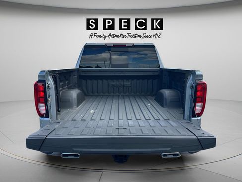 Used 2024 GMC Sierra 1500 Elevation w/ Elevation Premium Package AWD/4WD image 6