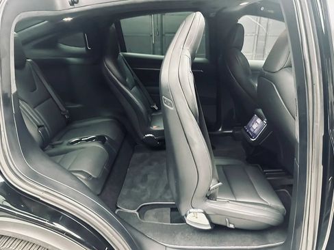Used 2024 Tesla Model X AWD/4WD image 20