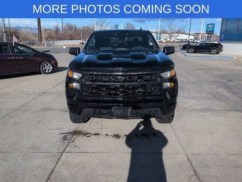 Used 2023 Chevrolet Silverado 1500 Custom Trail Boss w/ Midnight Edition image 2