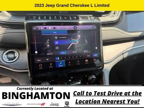 Used 2023 Jeep Grand Cherokee L Limited AWD/4WD image 14