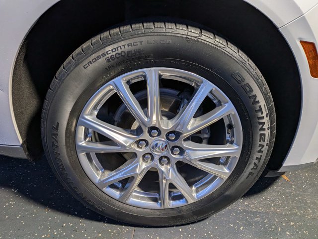 Used 2023 Buick Enclave Essence w/ Experience Buick Package FWD image 13