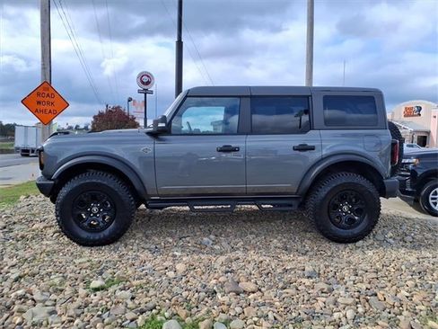 Used 2024 Ford Bronco Wildtrak image 2