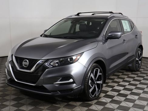 Used 2022 Nissan Rogue Sport SL image 9
