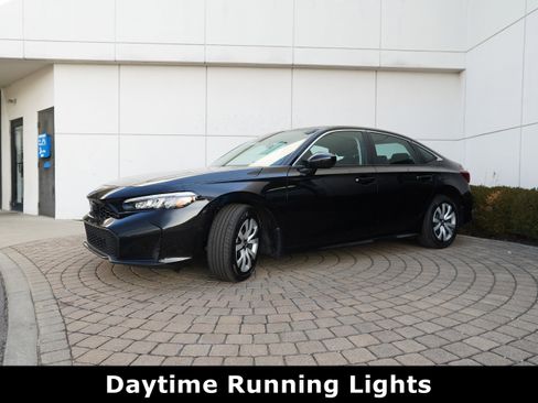 Used 2025 Honda Civic LX image 17