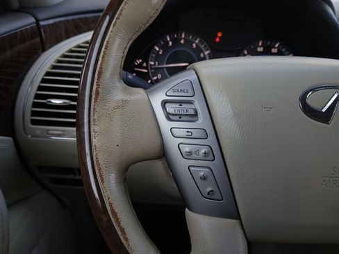 Used 2015 INFINITI QX80 2WD w/ Driver's Assistance Package image 11
