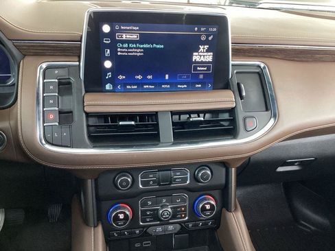 Used 2022 Chevrolet Tahoe High Country AWD/4WD image 12