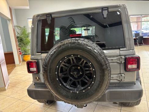 Used 2021 Jeep Wrangler Unlimited Sport w/ Sun And Sound Package AWD/4WD image 8