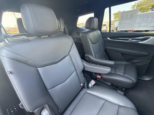 Certified 2024 Cadillac XT6 Premium Luxury AWD/4WD image 26