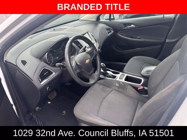 Used 2018 Chevrolet Cruze LS FWD image 11