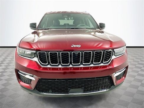 New 2025 Jeep Grand Cherokee Limited w/ Luxury Tech Group II image 2