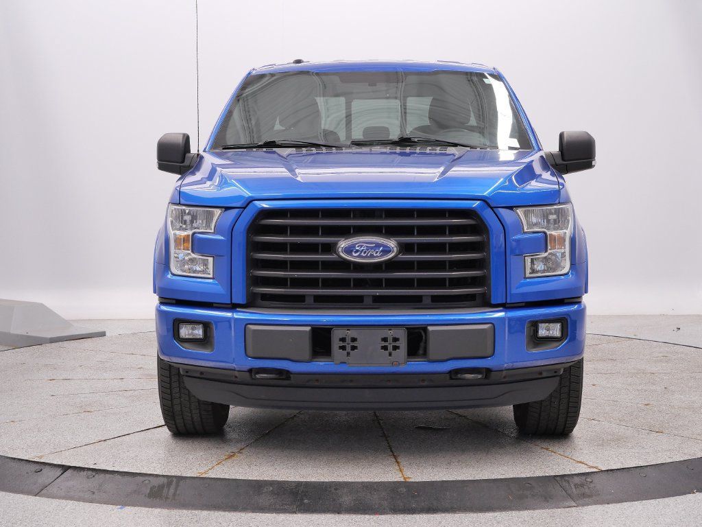 Used 2015 Ford F150 XLT w/ Equipment Group 302A Luxury AWD/4WD image 10