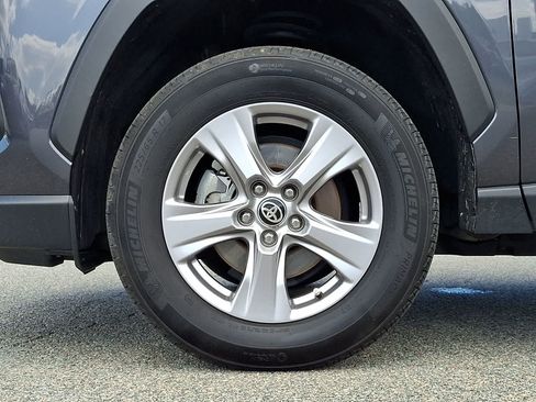 Certified 2025 Toyota RAV4 XLE AWD/4WD image 10