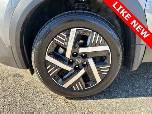 Used 2026 Nissan Kicks SV image 11