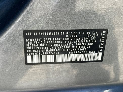 Certified 2024 Volkswagen Jetta SE FWD image 27