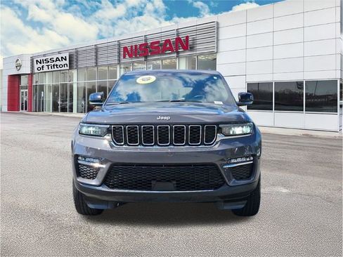 Used 2024 Jeep Grand Cherokee Limited image 1