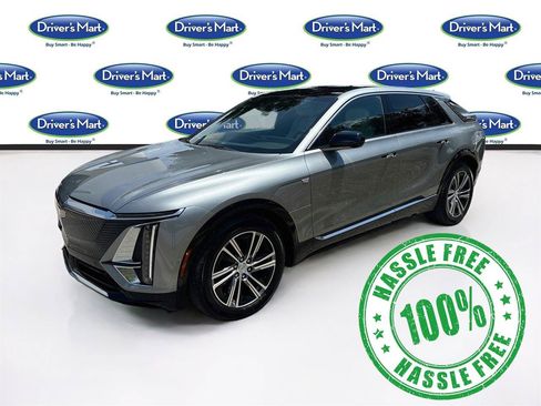 Used 2024 Cadillac Lyriq Luxury RWD image 3
