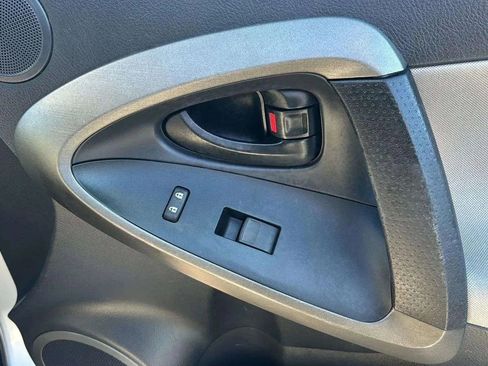 Used 2011 Toyota RAV4 2WD w/ 3rd Row image 23