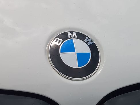 Used 2019 BMW X6 sDrive35i RWD image 12